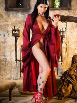 Queen Of Thrones Part 2 (A XXX Parody)_img_143