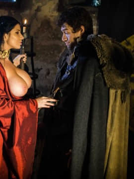 Queen Of Thrones Part 2 (A XXX Parody)_img_399