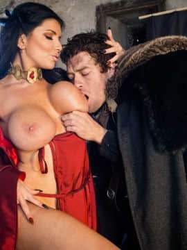 Queen Of Thrones Part 2 (A XXX Parody)_img_434
