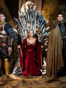 Queen Of Thrones Part 1 (A XXX Parody).zip_img_292