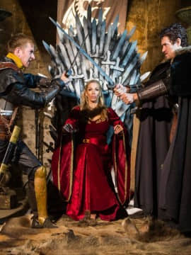 Queen Of Thrones Part 1 (A XXX Parody).zip_img_321