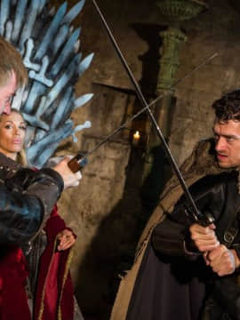 Queen Of Thrones Part 1 (A XXX Parody).zip_img_327