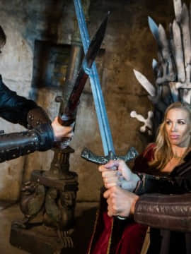 Queen Of Thrones Part 1 (A XXX Parody).zip_img_335