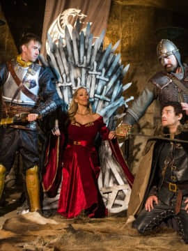 Queen Of Thrones Part 1 (A XXX Parody).zip_img_343