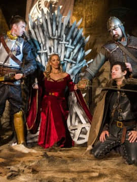 Queen Of Thrones Part 1 (A XXX Parody).zip_img_344