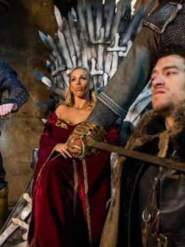 Queen Of Thrones Part 1 (A XXX Parody).zip_img_358