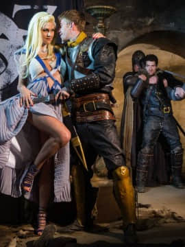 Queen Of Thrones Part 1 (A XXX Parody).zip_img_384