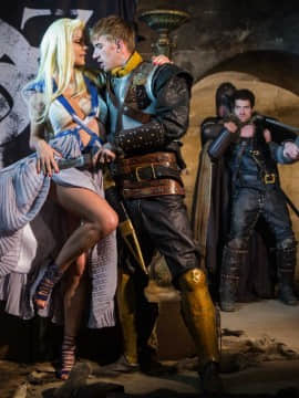 Queen Of Thrones Part 1 (A XXX Parody).zip_img_385