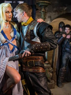 Queen Of Thrones Part 1 (A XXX Parody).zip_img_397