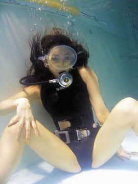 [highleggs] 競泳水着合集_tumblr_nptike96Kk1tmrxrxo1_500