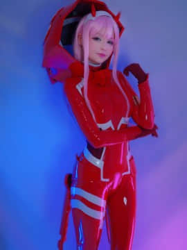 [Hidori Rose] Zero Two cosplay full gear_Zero_Two_cosplay_full_gear_by_Hidori_Rose_04