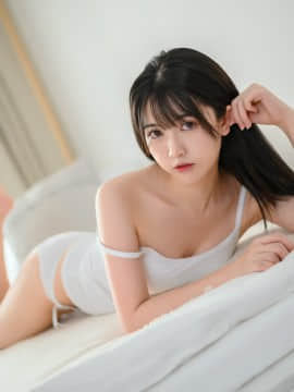 [鳗鱼霏儿] 白背心_(1)