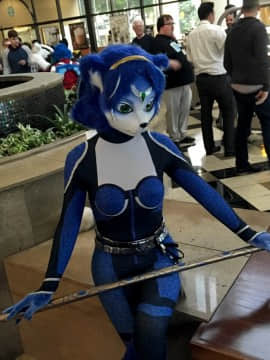 [Ayano Harumaki]&nbsp;&nbsp;Krystal from Star Fox_1668_Photos_from_Furry_Fiesta_2015_Cosplay.Ayano.FF2015.Fountain3