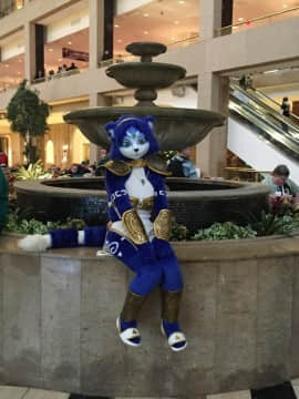 [Ayano Harumaki]&nbsp;&nbsp;Krystal from Star Fox_1669_Photos_from_Furry_Fiesta_2015_Cosplay.Ayano.FF2015.Fountain4