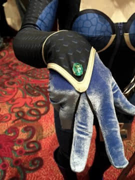 [Ayano Harumaki]&nbsp;&nbsp;Krystal from Star Fox_1671_Photos_from_Furry_Fiesta_2015_Cosplay.Ayano.FF2015.GloveDetail2