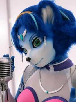 [Ayano Harumaki]&nbsp;&nbsp;Krystal from Star Fox_0937_Ayanos_Star_Fox_Command_10th_Anniversary_Photoshoot_Cosplay.Ayano.Command10thAnniversary2016.10