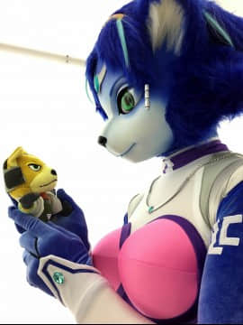 [Ayano Harumaki]&nbsp;&nbsp;Krystal from Star Fox_0917_Ayanos_Star_Fox_Command_10th_Anniversary_Photoshoot_Cosplay.Ayano.Command10thAnniversary2016.08