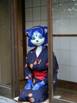 [Ayano Harumaki]&nbsp;&nbsp;Krystal from Star Fox_0047_Ayano_Cools_Down_in_a_Yukata_Cosplay.Ayano.Yukata.05