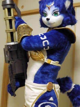 [Ayano Harumaki]&nbsp;&nbsp;Krystal from Star Fox_0065_Ayano_Cosplay_Update_Cosplay.Ayano.AssaultPreview.GunPose01