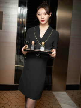 XIUREN.No.2464_XIUREN-No.2464-Yi-Xuan-MrCong.com-002