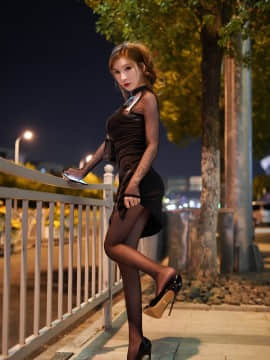 XIUREN.No.2858_XIUREN-No.2858-Zhou-Yuxi-Sandy-014