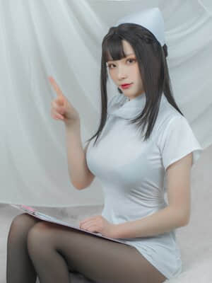 [起司块wii]白色护士_0047