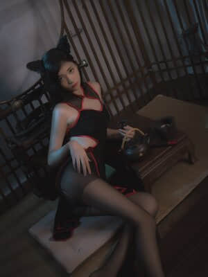 [南桃Momoko] 黑丝旗袍_sjhs02.com_0019