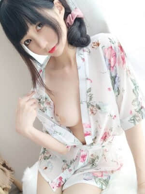 [Nagisa魔物喵] 妻の和風浴衣_01