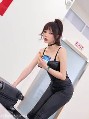 XIUREN No.2921: Booty (芝芝)_XIUREN-No.2921-Booty-Zhizhi-017