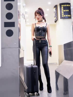 XIUREN No.2921: Booty (芝芝)_XIUREN-No.2921-Booty-Zhizhi-020