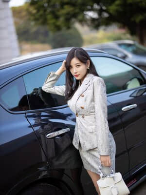 XIUREN No.2928: Yang Chen Chen (杨晨晨sugar)_XIUREN-No.2928-Yang-Chen-Chen-sugar-011