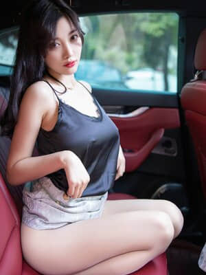 XIUREN No.2928: Yang Chen Chen (杨晨晨sugar)_XIUREN-No.2928-Yang-Chen-Chen-sugar-048