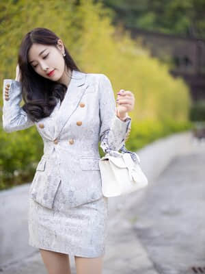 XIUREN No.2928: Yang Chen Chen (杨晨晨sugar)_XIUREN-No.2928-Yang-Chen-Chen-sugar-003