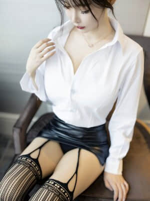 XIUREN No.2976: 南初妹妹_XIUREN-No.2976-015