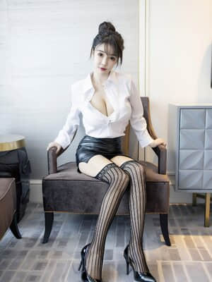 XIUREN No.2976: 南初妹妹_XIUREN-No.2976-011