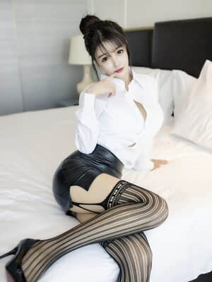 XIUREN No.2976: 南初妹妹_XIUREN-No.2976-034