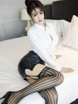 XIUREN No.2976: 南初妹妹_XIUREN-No.2976-032