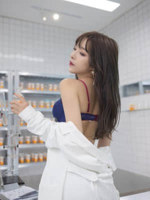 XIUREN No.3079: Chen Xiao Miao (陈小喵)_XIUREN-No.3079-Chen-Xiao-Miao-047