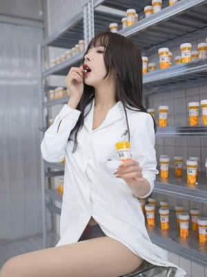 XIUREN No.3079: Chen Xiao Miao (陈小喵)_XIUREN-No.3079-Chen-Xiao-Miao-027