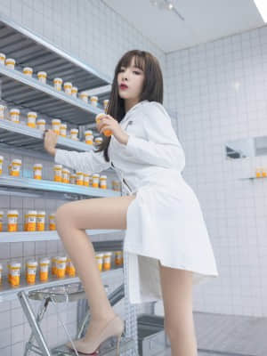 XIUREN No.3079: Chen Xiao Miao (陈小喵)_XIUREN-No.3079-Chen-Xiao-Miao-020