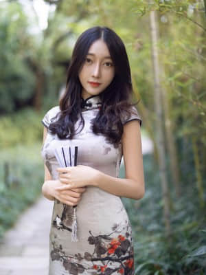 YouMi Vol.635: 玥儿玥er_YouMi-Vol.635-er-004