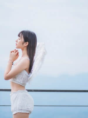 Kagami 镜酱 - 梦镜_018