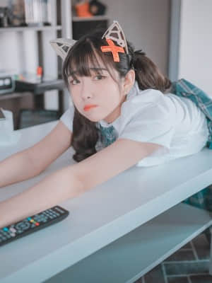 [DJAWA] Plug Me In – Sonson (손손)_Sonson_DJAWA “Plug Me In”_035