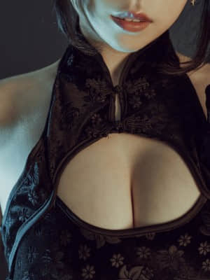 七月喵子 - 黑旗袍_30