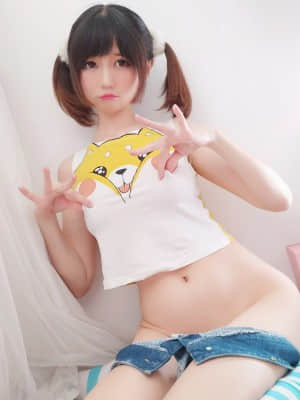 Nagisa 魔物喵 - 蓝白袜极短裤_09