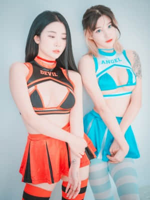 DJAWA Photo - Tae Ri (태리) & Bomi (보미) - “Devil 666 & Angel 777”_DJAWA-Photo-Tae-Ri-and-Bomi-Devil-666-and-Angel-777-MrCong.com-054