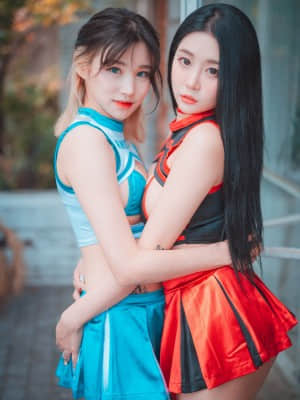 DJAWA Photo - Tae Ri (태리) & Bomi (보미) - “Devil 666 & Angel 777”_DJAWA-Photo-Tae-Ri-and-Bomi-Devil-666-and-Angel-777-MrCong.com-038