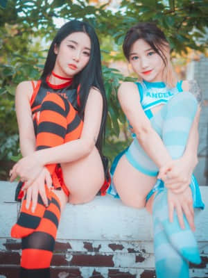 DJAWA Photo - Tae Ri (태리) & Bomi (보미) - “Devil 666 & Angel 777”_DJAWA-Photo-Tae-Ri-and-Bomi-Devil-666-and-Angel-777-MrCong.com-036