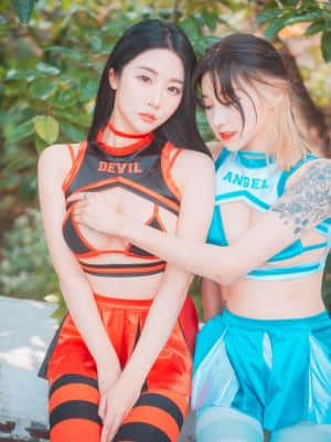 DJAWA Photo - Tae Ri (태리) & Bomi (보미) - “Devil 666 & Angel 777”_DJAWA-Photo-Tae-Ri-and-Bomi-Devil-666-and-Angel-777-MrCong.com-033