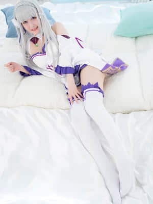 Ria Kurumi - Emilia_47